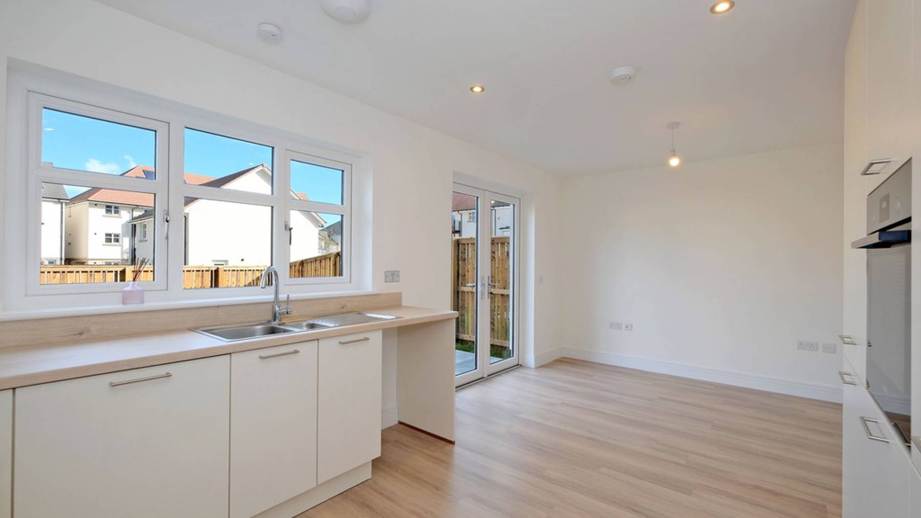 Plot 1_Southbank_kitchen