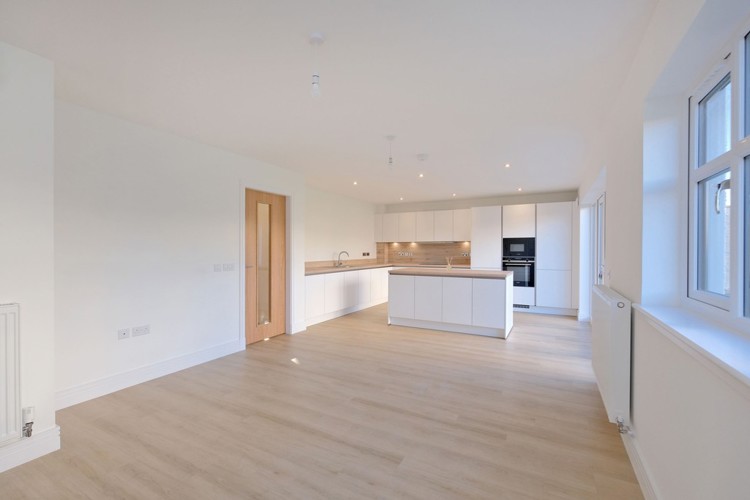milltimber detached home