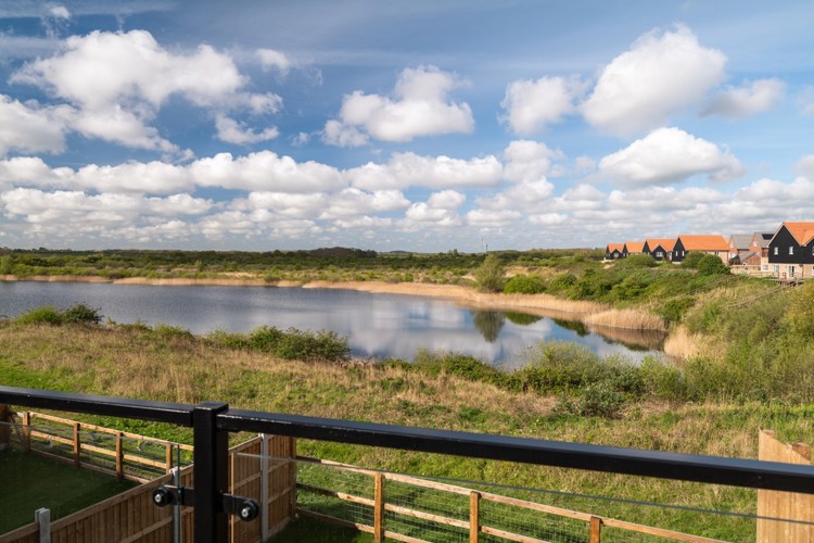 Lakes Views_Cala at Hampton Lakes, Peterborough 