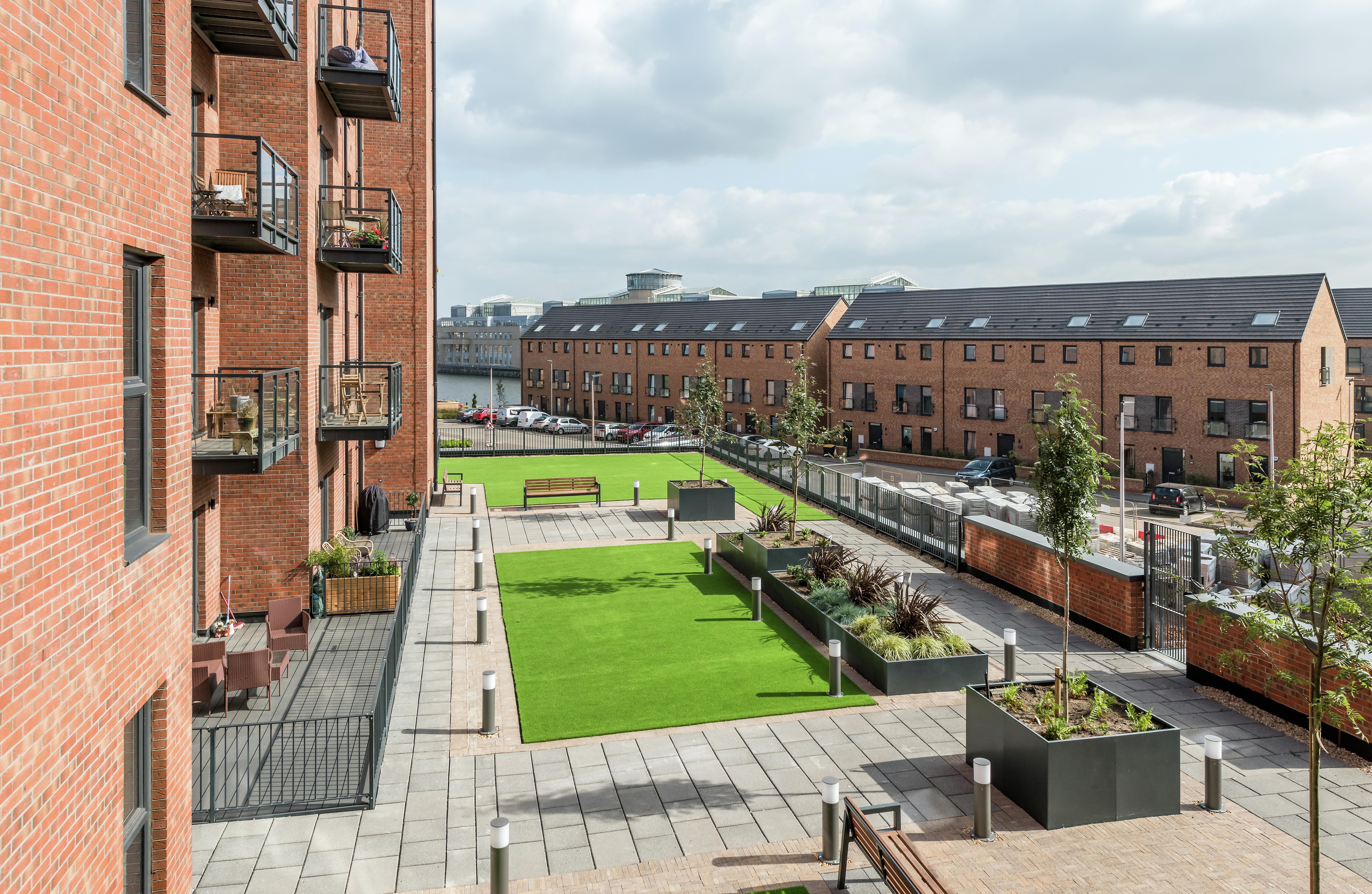 Waterfront Plaza, Leith Homes In Edinburgh CALA Homes