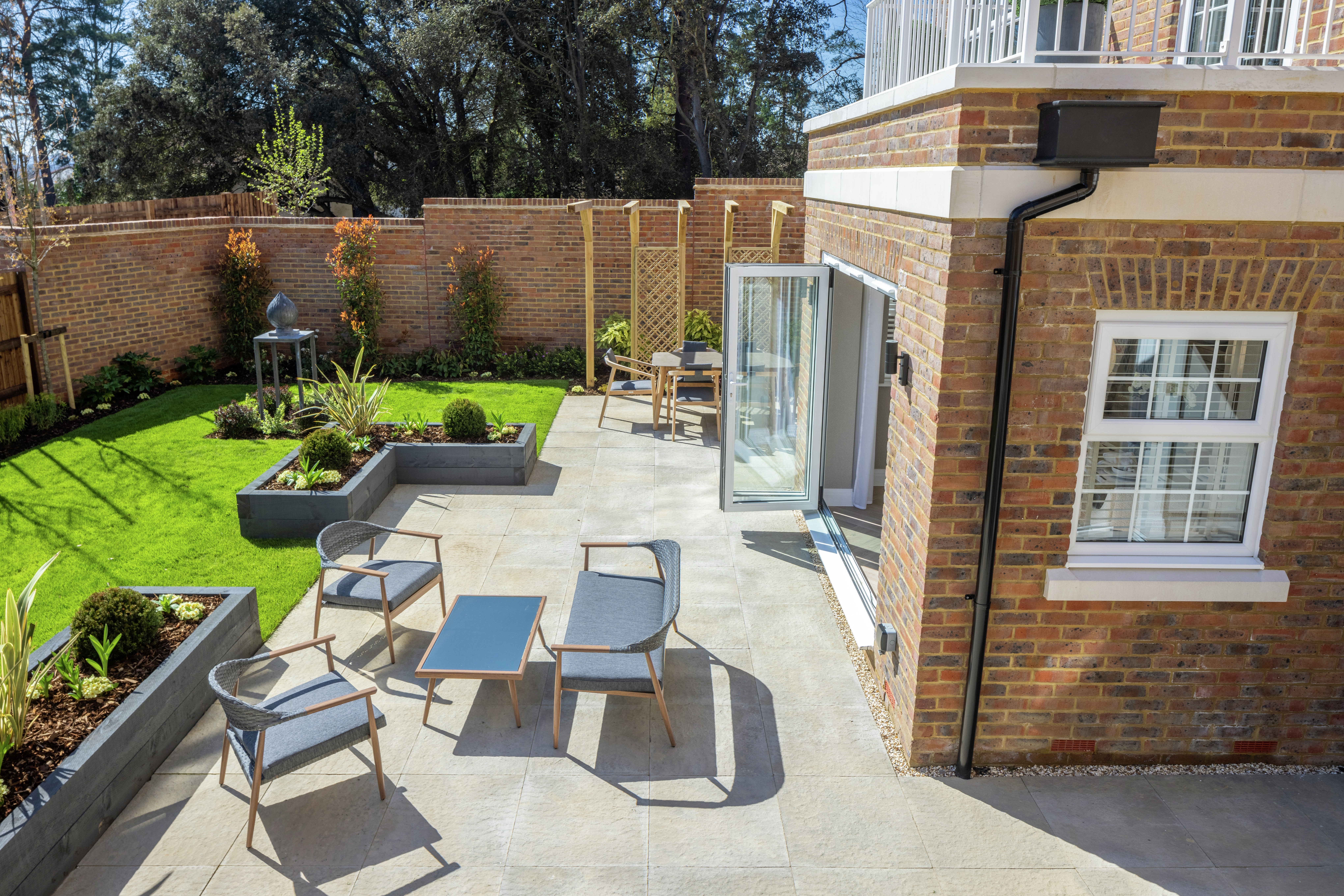 Specification at Treetops, Oxshott
