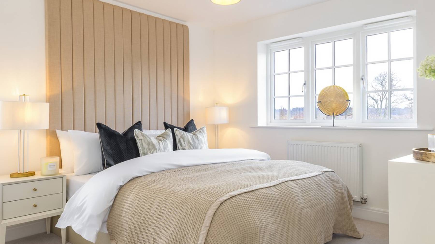 The Charlton Staggs Farm bedroom one