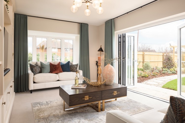 Livingroom, 5 Bedroom Houses For Sale In Potters Bar