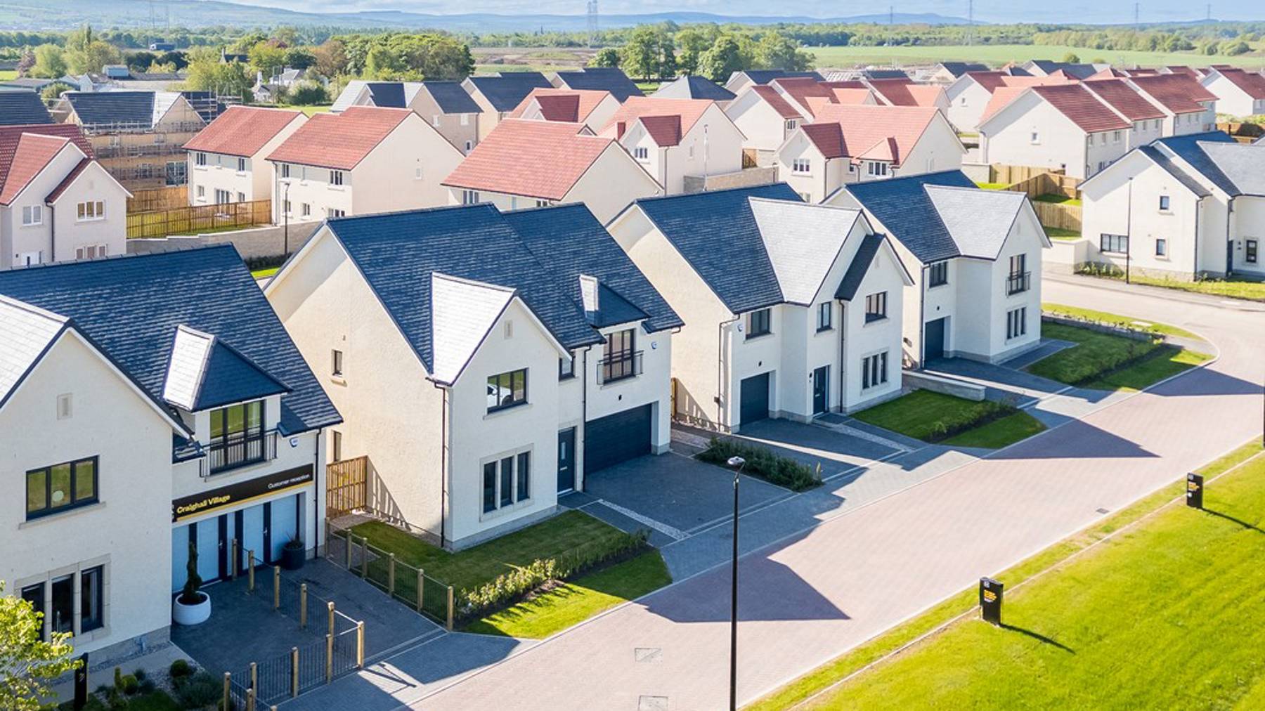 Craighall Village street scene | 3, 4 & 5 bedroom homes for sale Millerhill