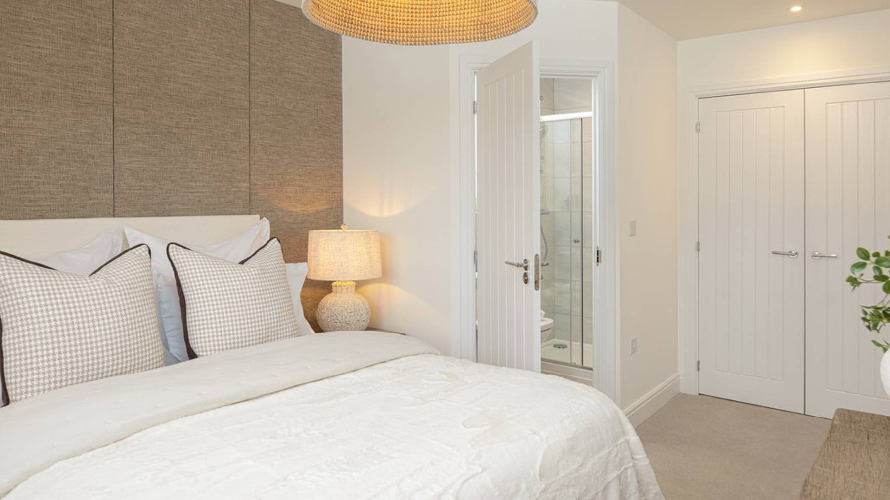 New homes for sales at the oaks wivelsfield