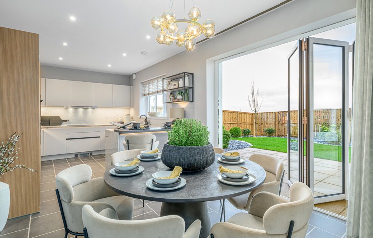 Vb5594991 20251112 Cala Homes Aurs Meadows Kennedy Kitchen Dining 002 1600X1019