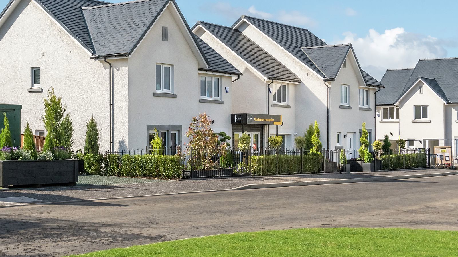 West Craigs, Edinburgh New Homes in Edinburgh West Cala Homes