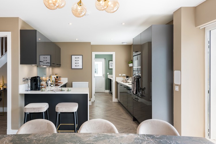 4 bedroom showhome | open plan kitchen and dining area 