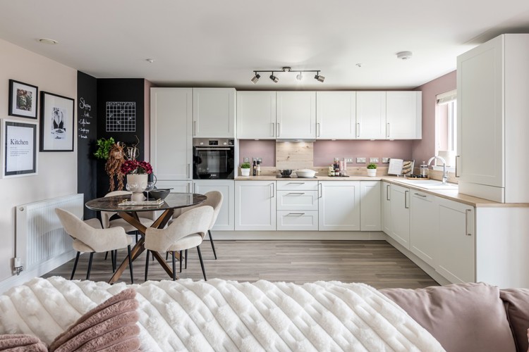 3 Bed Apartment | Kitchen Dining Area