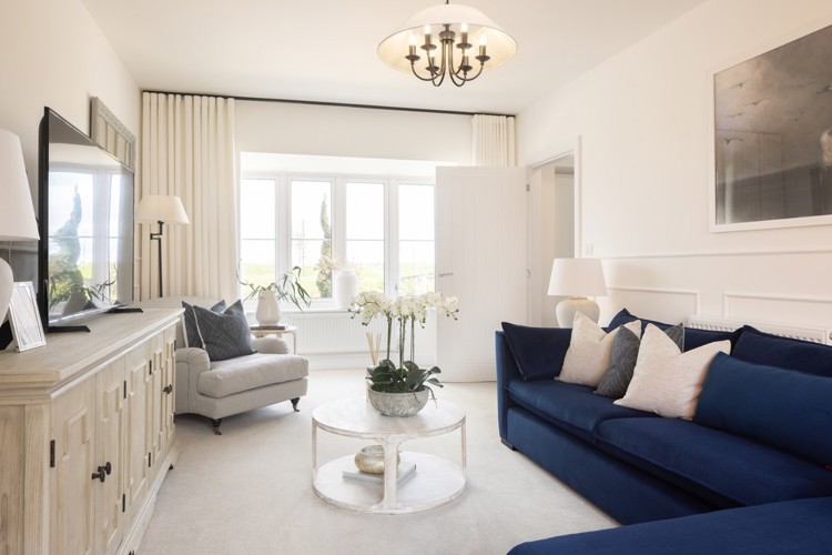 New Monks Park Lancing - Living Area