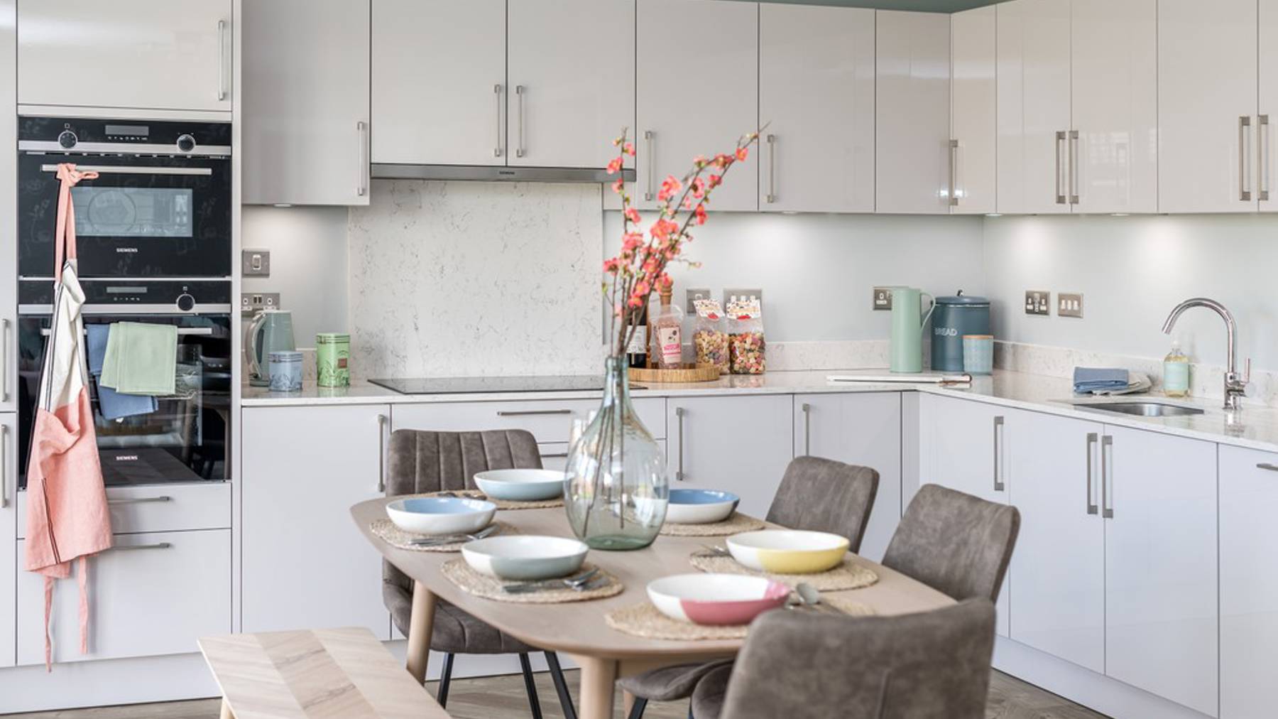 The Pearl Randall Fields Kitchen