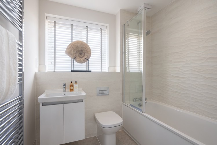 Bathroom Chariotfields Biddenham