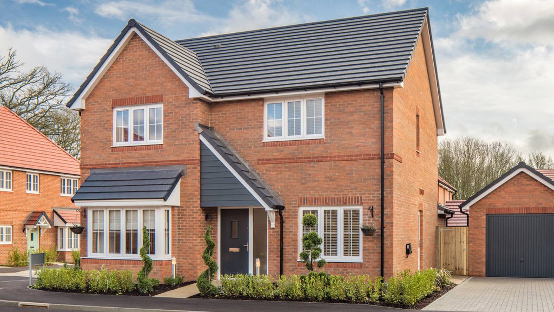 Houses for sale in Finchampstead, Wokingham