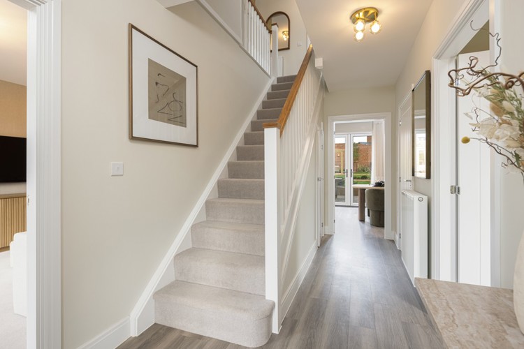 Nobel Park, Poplar Hallway 4 Bedroom House For Sale In Didcot (9)