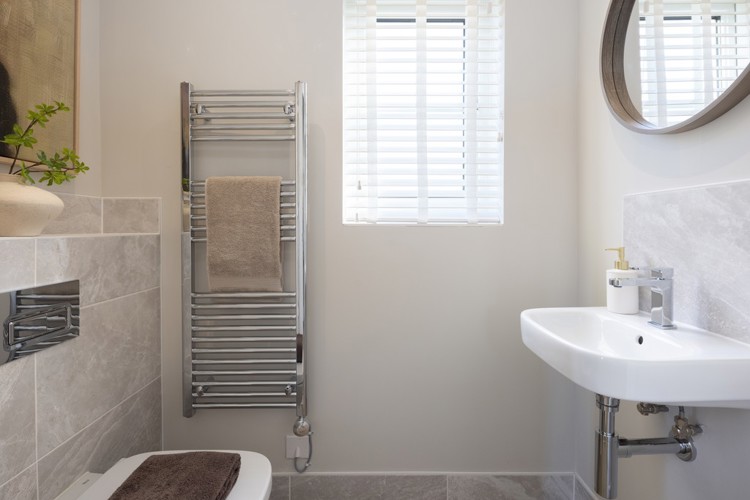 En-suite in 4 bedroom houses for sale kings langley