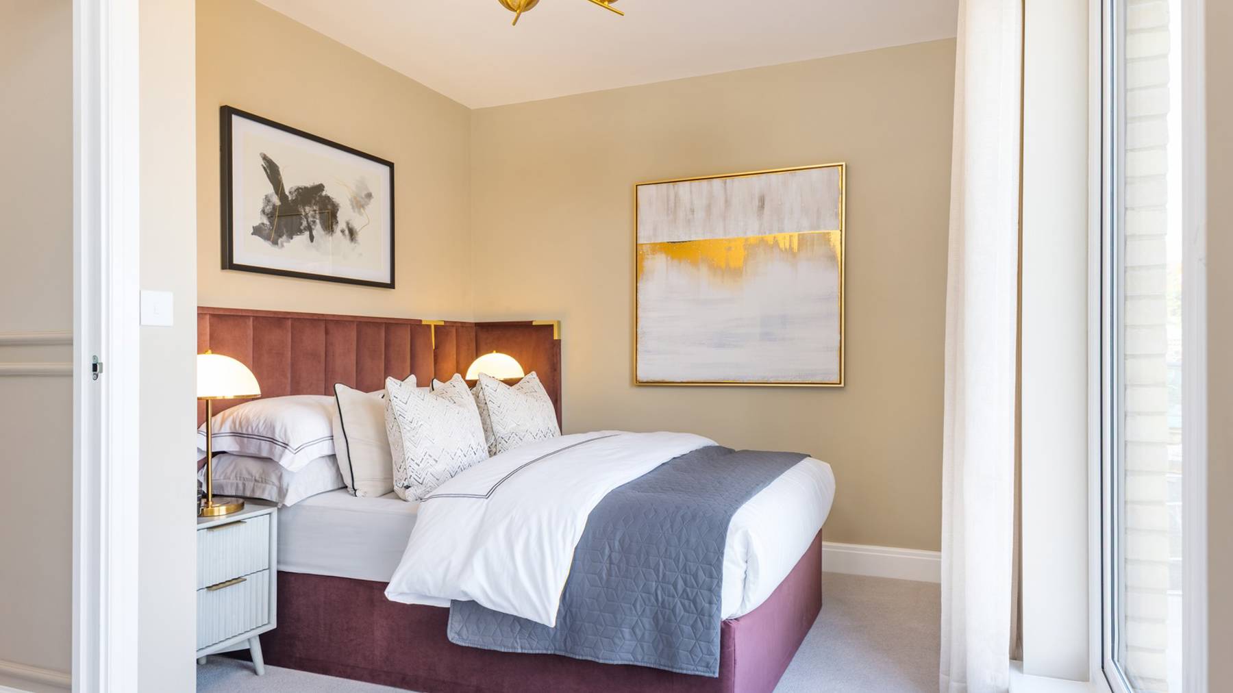 Bedroom of house for sale in Winchester