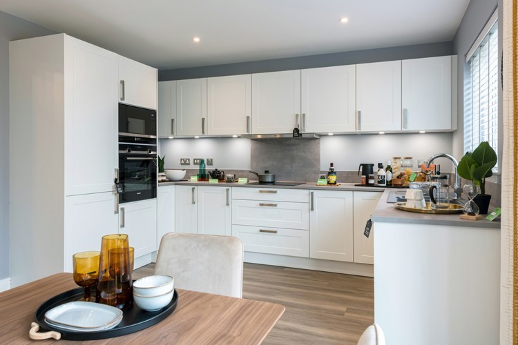 4 bedroom showhome | Open plan kitchen and dining area