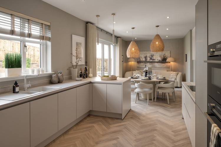 4 and 5 bedroom homes for sale in Inverurie