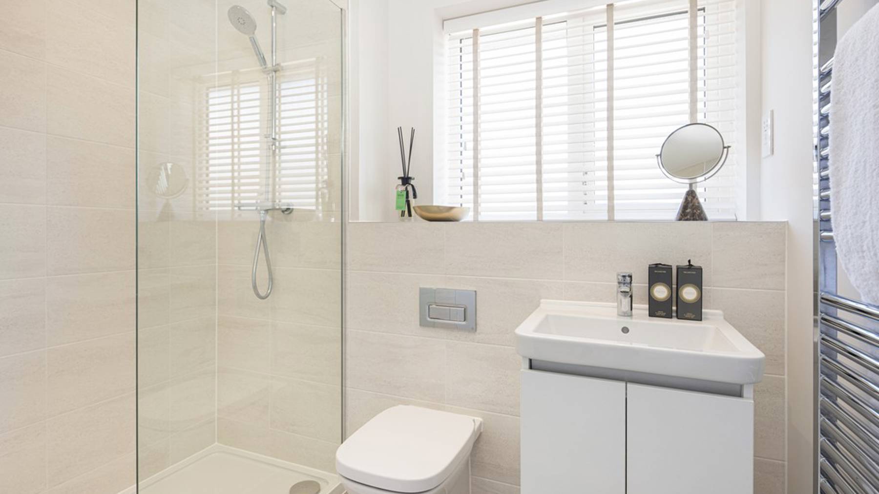 4 bedroom home for sale in Deepcut