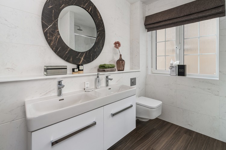Vb2036415 CALA N Lewis Mains Of Grandhome MB Ensuite Zacandzac 1600X1067