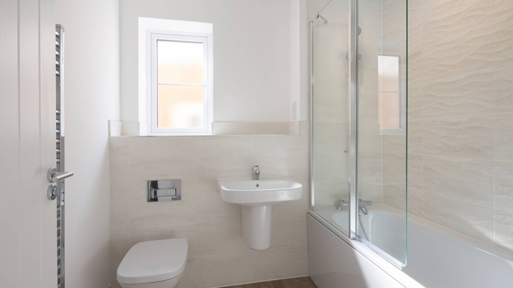 The Whin Bathroom Wivenhoe Gardens