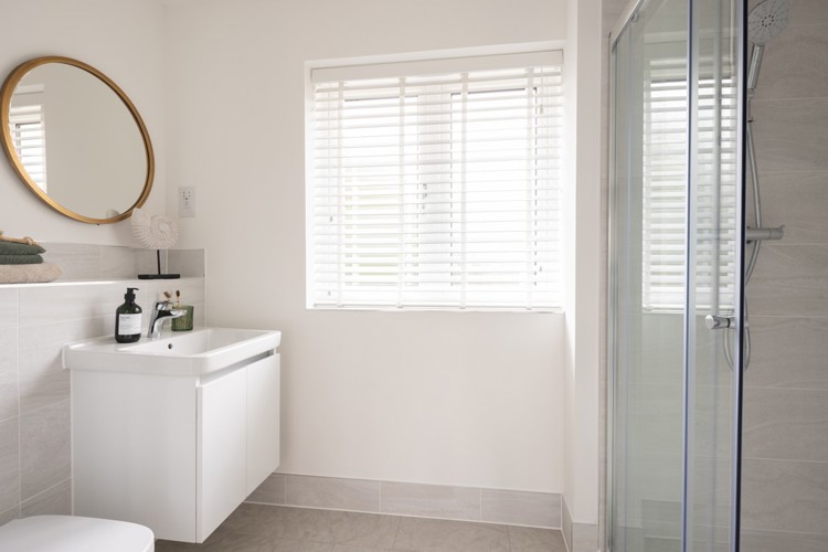 The Cedar | Ensuite