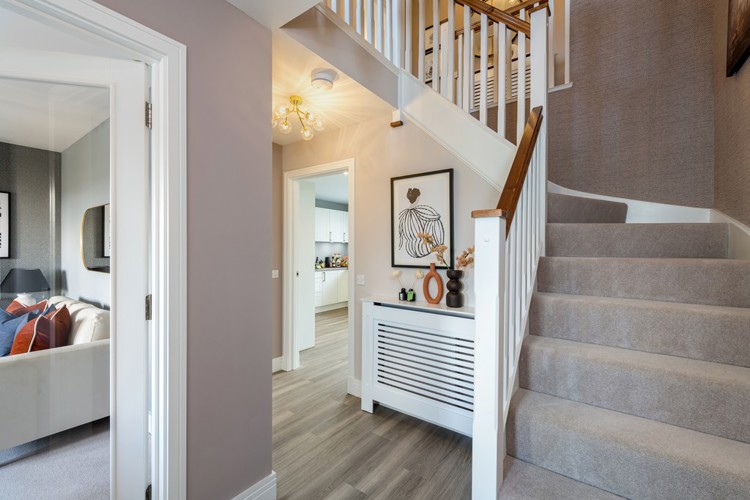 4 bedroom showhome | Welcoming hallway