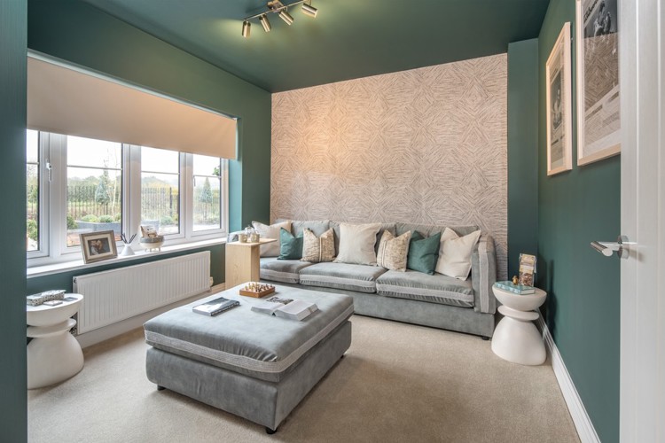 Snug room in 4 bedroom houses for sale kings langley