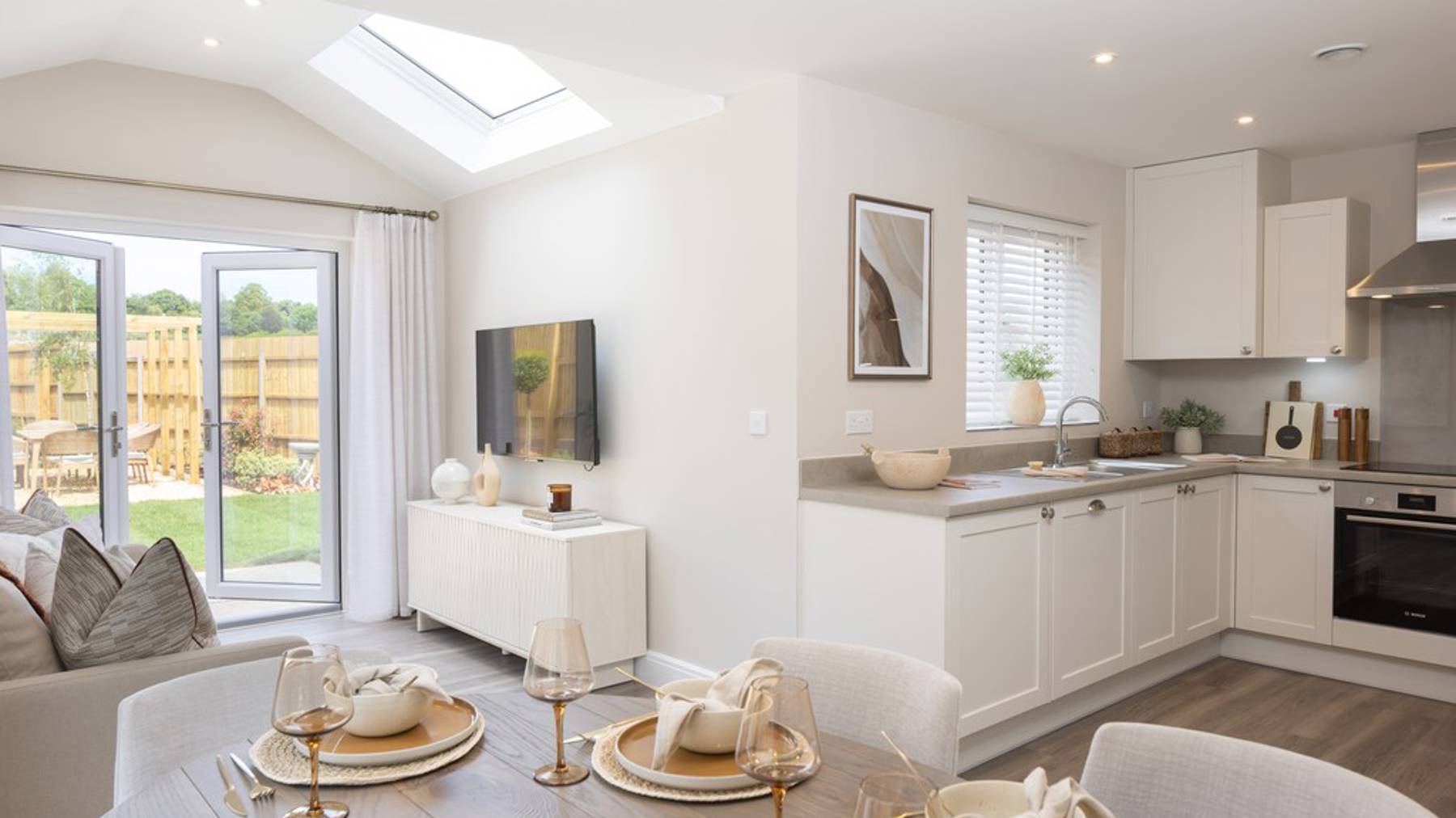 The Everglade | Kitchen/dining room