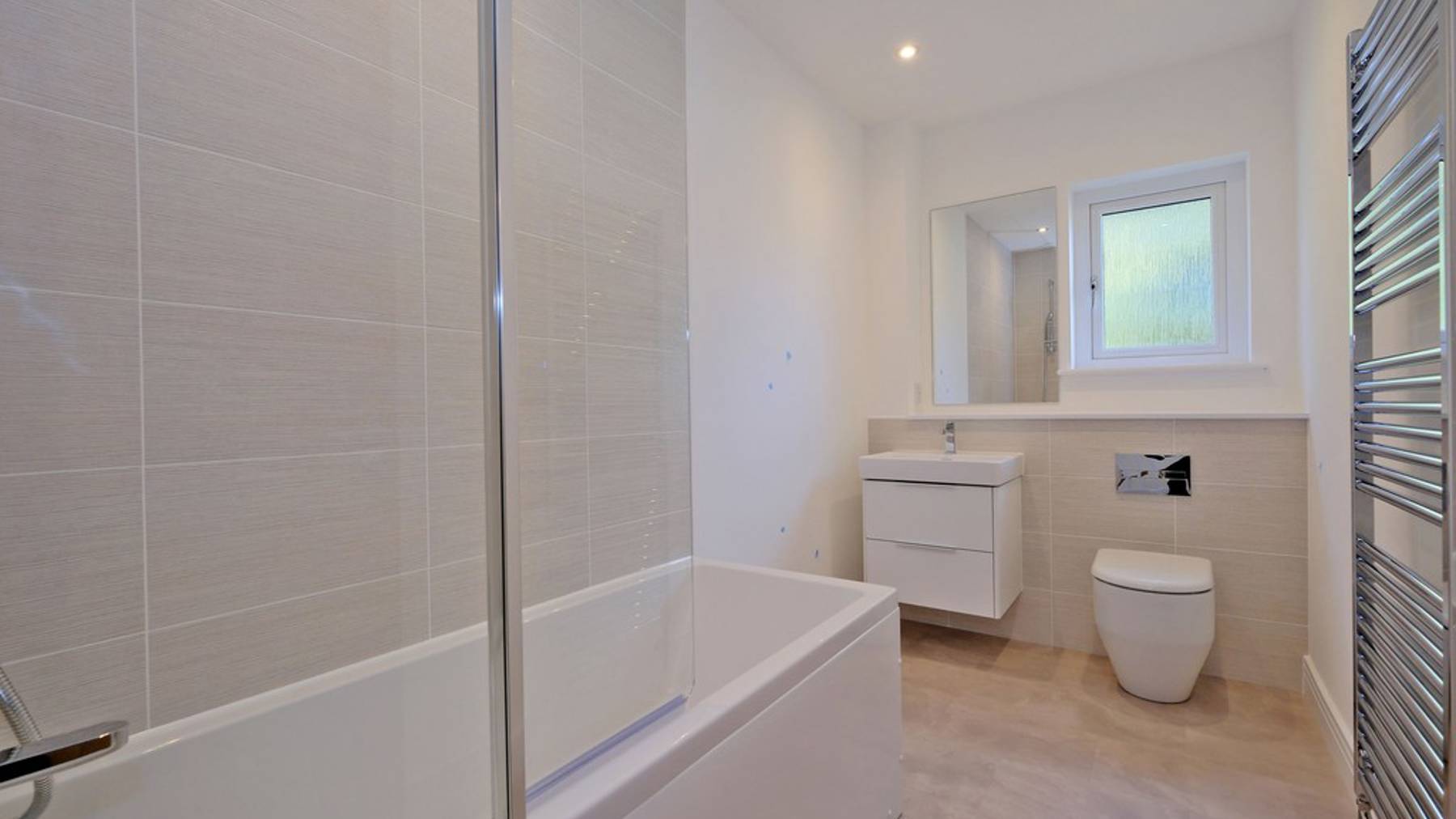 Plot 1_Southbank_bathroom