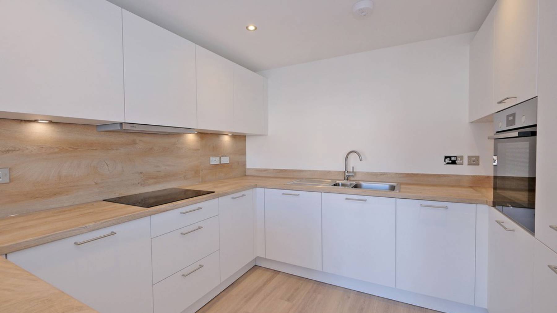 Plot 153_Southbank_kitchen